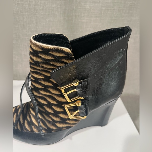 ππHOST PICKππDEREK LAM Marta Calf Hair Wedge Boots/Booties in US size 7. - Picture 6 of 14